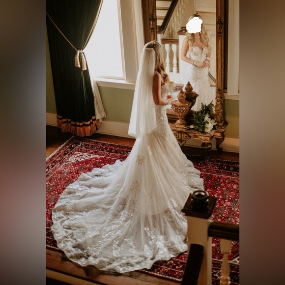 Allure Bridals White Lace Wedding Dress